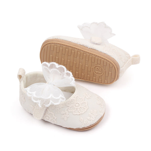 Louisa baby lace shoe